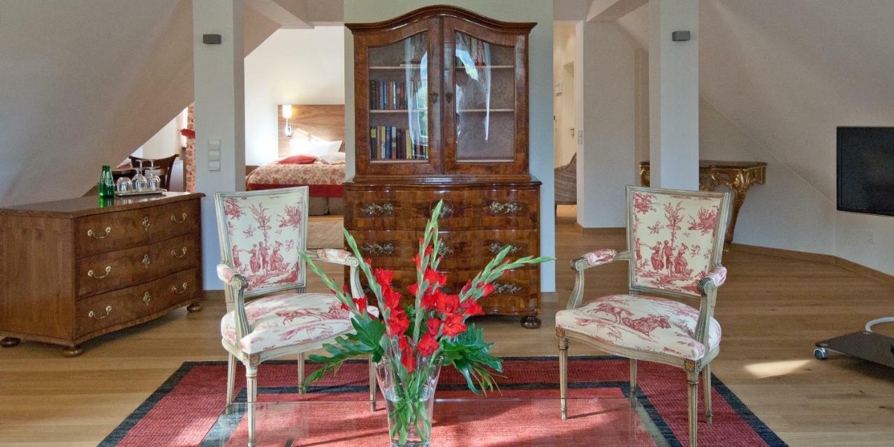 Palac Pakoszow Schlosshotel Wernersdorf เยเลเนียกูรา ภายนอก รูปภาพ Interior of the house