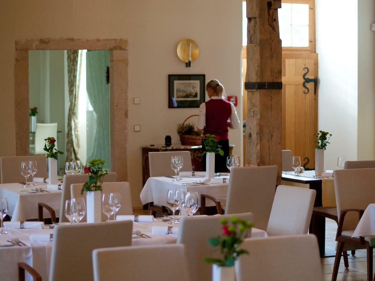 Palac Pakoszow Schlosshotel Wernersdorf เยเลเนียกูรา ภายนอก รูปภาพ Restaurant in the Hotel